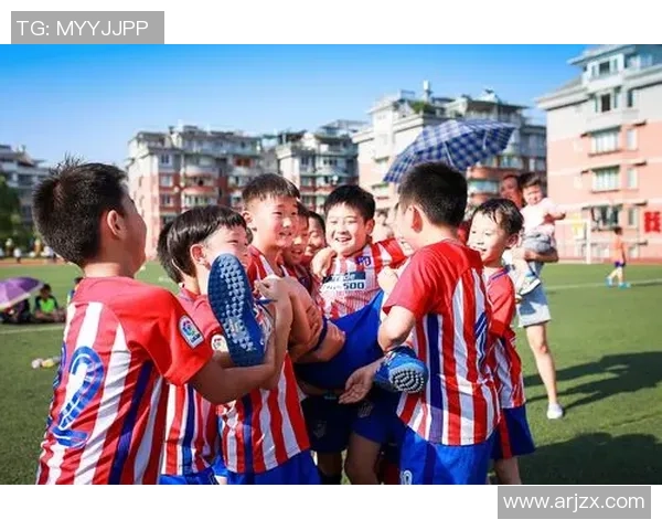 冈山绿雉迎战金泽赛球队全力以赴争夺胜利的精彩对决 冈山绿雉迎战金泽赛球队全力以赴争夺胜利的精彩对决